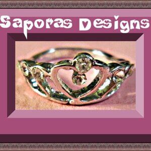 Size 3.5 Silver Tone Crown Design Ring With Clear Crystals